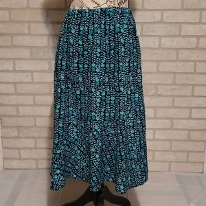 Susie's Essentials Skirt